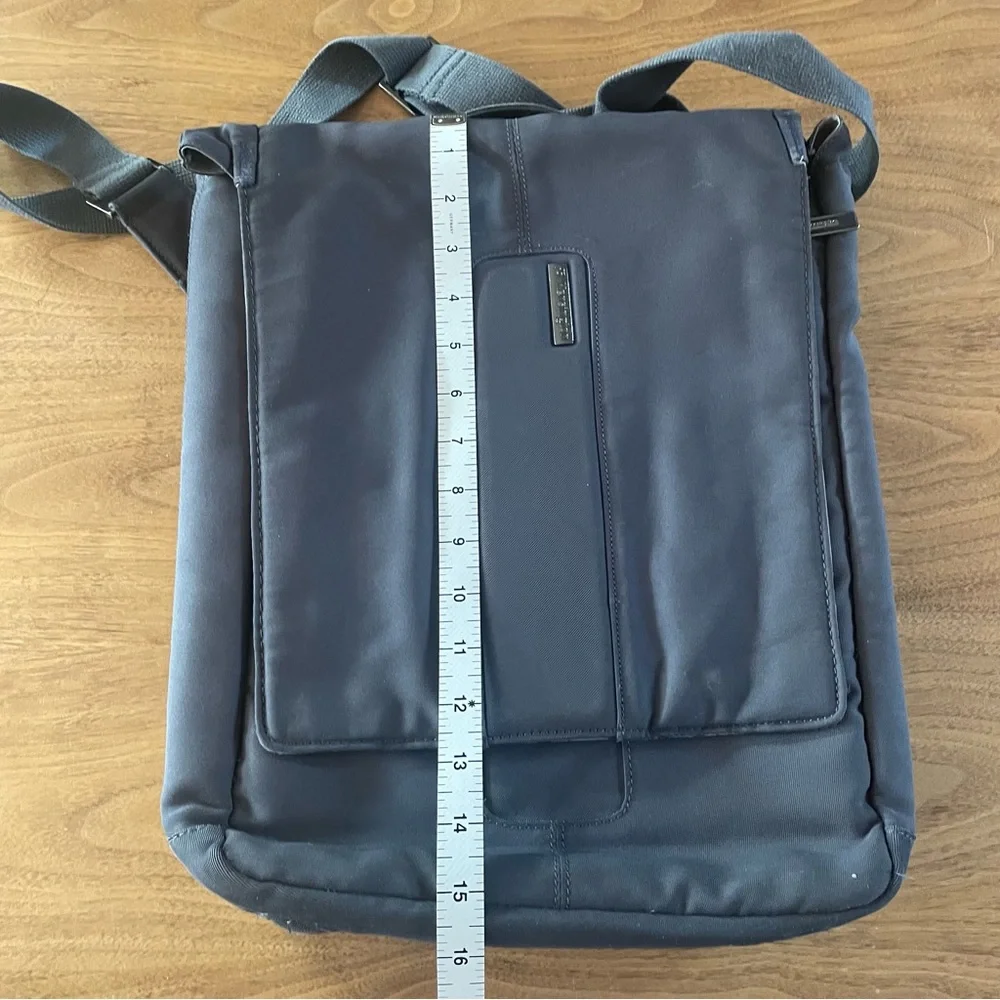 EUC Kensington laptop\messenger bag
